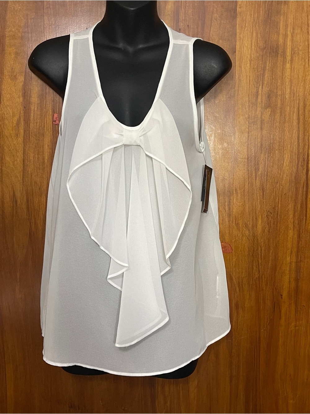 NWT IZ Byer White Sheer Chiffon Ruffle V-Neck Blouse M Sleeveless Pullover